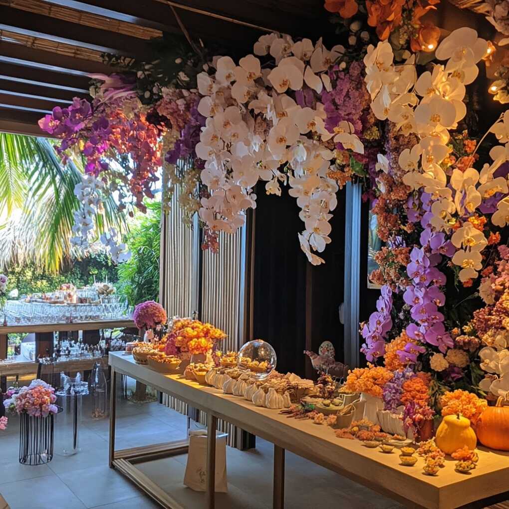 Themed Flower Bar